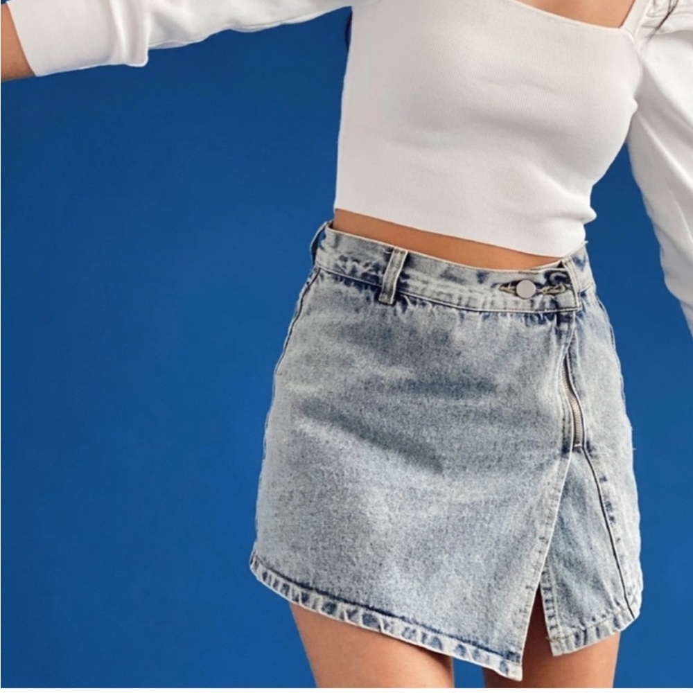 Vestique Double the Fun Denim Skort